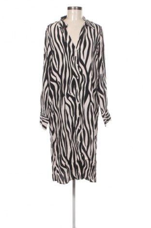 Kleid VILA, Größe XL, Farbe Mehrfarbig, Preis 53,99 €