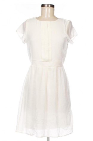 Φόρεμα Vero Moda, Μέγεθος S, Χρώμα Λευκό, Τιμή 14,99 €