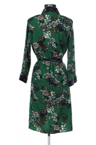 Kleid Vero Moda, Größe XS, Farbe Mehrfarbig, Preis 23,99 €