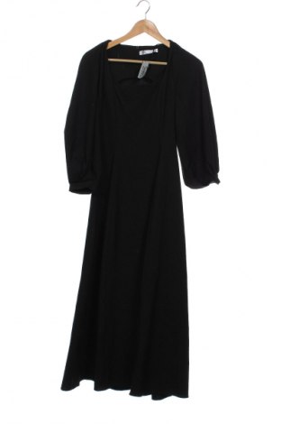 Sukienka Zara, Rozmiar XS, Kolor Czarny, Cena 111,99 zł