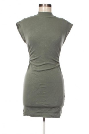 Рокля Zara, Размер S, Цвят Зелен, Цена 25,99 лв.