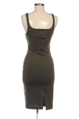 Kleid Zara Trafaluc, Größe S, Farbe Grün, Preis € 24,99