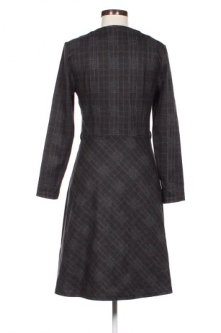 Kleid Zero, Größe M, Farbe Mehrfarbig, Preis 33,99 €