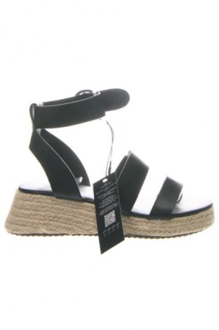 Sandalen ONLY, Größe 37, Farbe Schwarz, Preis 38,99 €