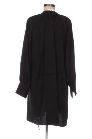 Latzkleid H&M, Größe M, Farbe Schwarz, Preis € 14,91