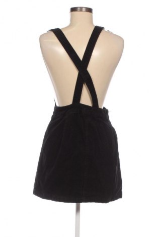 Dámské šaty s tráky H&M Divided, Velikost S, Barva Černá, Cena  367,00 Kč