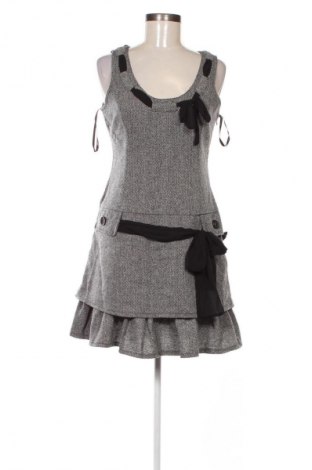 Latzkleid Morgan, Größe M, Farbe Mehrfarbig, Preis 33,99 €