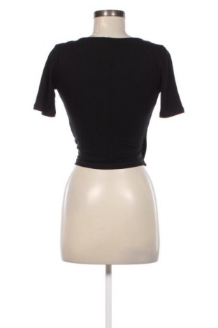 Bluză de femei Edited, Mărime XS, Culoare Negru, Preț 37,99 Lei