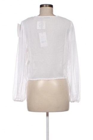 Damen Shirt NA-KD, Größe S, Farbe Weiß, Preis 5,99 €