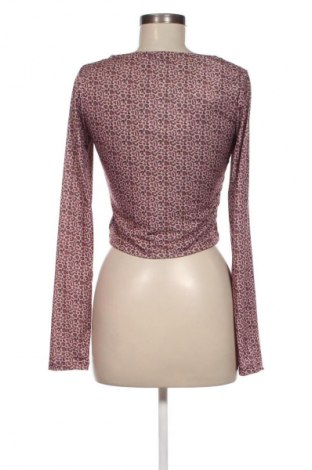 Damen Shirt NA-KD, Größe M, Farbe Mehrfarbig, Preis 5,99 €