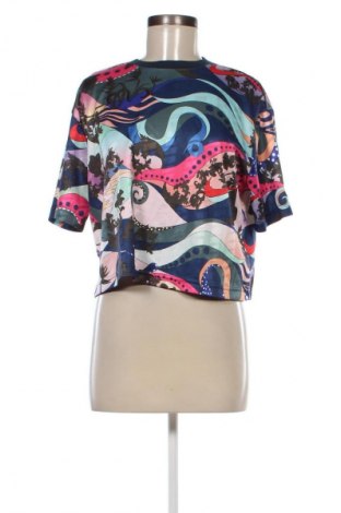 Γυναικεία μπλούζα Nike, Μέγεθος S, Χρώμα Πολύχρωμο, Τιμή 25,00 €