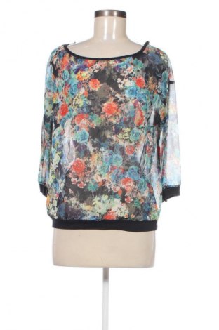 Bluză de femei Pull&Bear, Mărime M, Culoare Multicolor, Preț 11,99 Lei