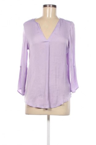 Damen Shirt Stradivarius, Größe M, Farbe Lila, Preis 4,99 €