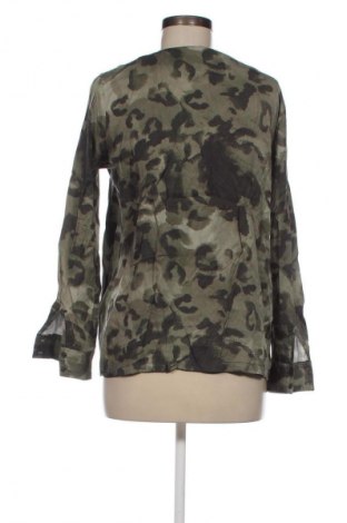 Damen Shirt Yaya, Größe M, Farbe Grün, Preis € 16,99