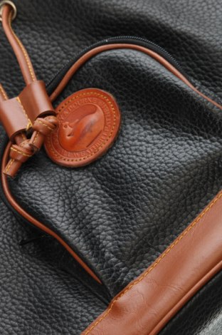 Дамска чанта Dooney & Bourke, Цвят Черен, Цена 94,94 лв.