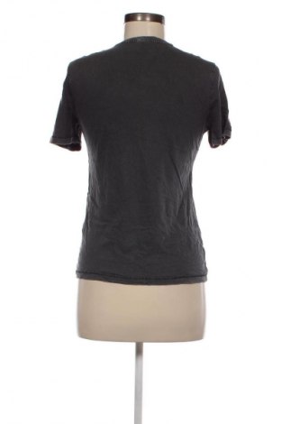 Damen T-Shirt ONLY, Größe XS, Farbe Grau, Preis 9,74 €