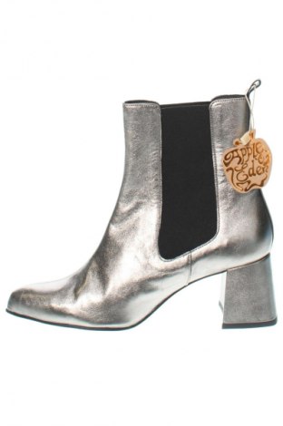 Damen Stiefeletten Apple of Eden, Größe 38, Farbe Silber, Preis € 64,99