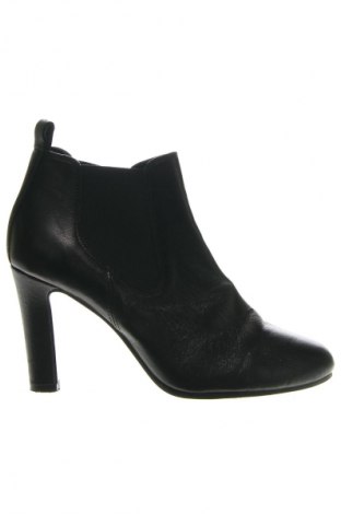 Botine de damă Bianca Di, Mărime 38, Culoare Negru, Preț 190,99 Lei