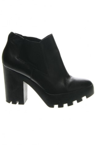 Botine de damă Calvin Klein, Mărime 41, Culoare Negru, Preț 258,99 Lei