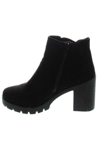 Botine de damă Graceland, Mărime 38, Culoare Negru, Preț 128,99 Lei