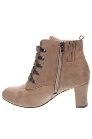 Damen Stiefeletten Hirschkogel, Größe 40, Farbe Beige, Preis 19,99 €