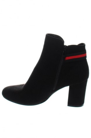 Botine de damă Ideal Shoes, Mărime 39, Culoare Negru, Preț 89,99 Lei