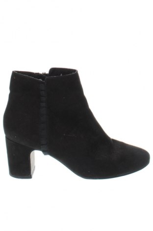 Botine de damă Tamaris, Mărime 38, Culoare Negru, Preț 111,99 Lei