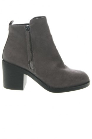 Botine de damă Topshop, Mărime 40, Culoare Gri, Preț 125,49 Lei