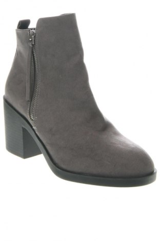 Botine de damă Topshop, Mărime 40, Culoare Gri, Preț 125,49 Lei