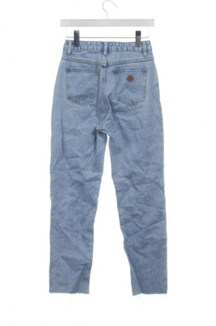 Dámské džíny  Abrand Jeans, Velikost XS, Barva Modrá, Cena  129,00 Kč