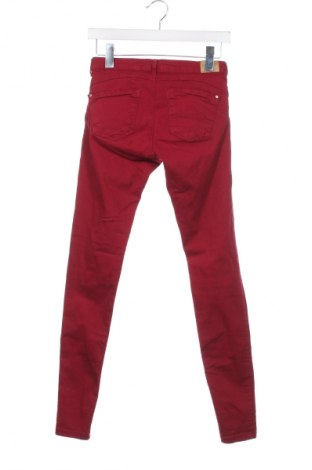 Damen Jeans Bershka, Größe S, Farbe Rot, Preis 8,17 €