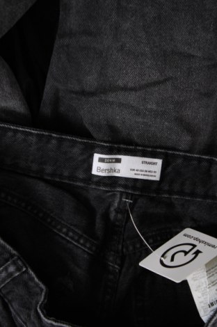 Γυναικείο Τζίν Bershka, Μέγεθος M, Χρώμα Μαύρο, Τιμή 17,94 €