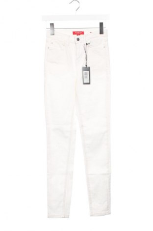 Damskie jeansy Guess, Rozmiar XS, Kolor Biały, Cena 304,99 zł