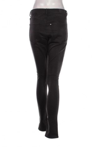 Blugi de femei H&M, Mărime M, Culoare Negru, Preț 28,99 Lei