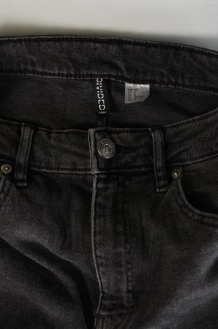 Damskie jeansy H&M Divided, Rozmiar M, Kolor Szary, Cena 92,76 zł