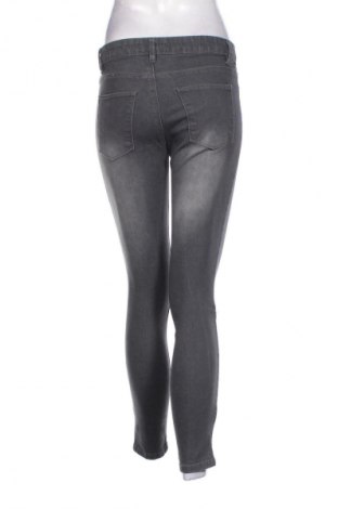 Damen Jeans Janina, Größe M, Farbe Grau, Preis € 1,99