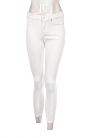 Дамски дънки Jeanswest, Размер S, Цвят Бял, Цена 18,45 лв.