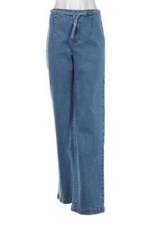 Damen Jeans LeGer By Lena Gercke X About you, Größe M, Farbe Blau, Preis 16,99 €