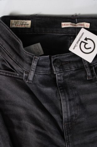 Дамски дънки Levi's, Размер M, Цвят Сив, Цена 172,00 лв.