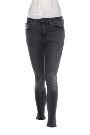 Damen Jeans Levi's, Größe S, Farbe Grau, Preis 44,33 €