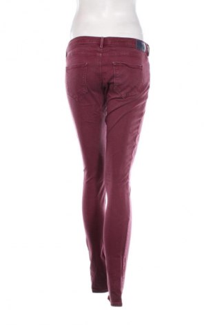 Damskie jeansy Maison Scotch, Rozmiar M, Kolor Czerwony, Cena 46,49 zł