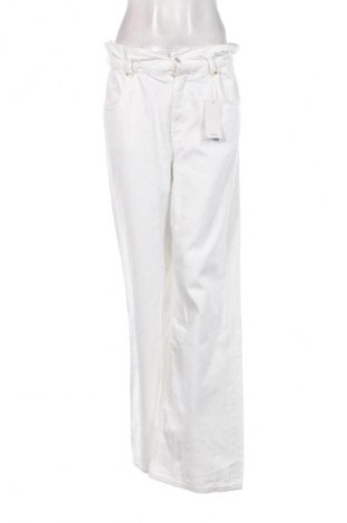 Γυναικείο Τζίν Mango, Μέγεθος M, Χρώμα Λευκό, Τιμή 17,07 €