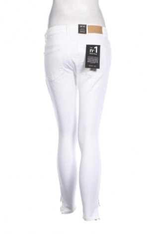 Damen Jeans Noisy May, Größe M, Farbe Weiß, Preis 16,99 €