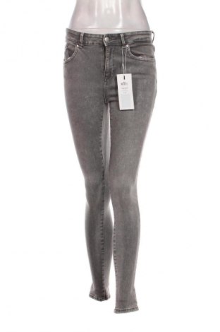 Damen Jeans ONLY, Größe M, Farbe Grau, Preis € 17,49