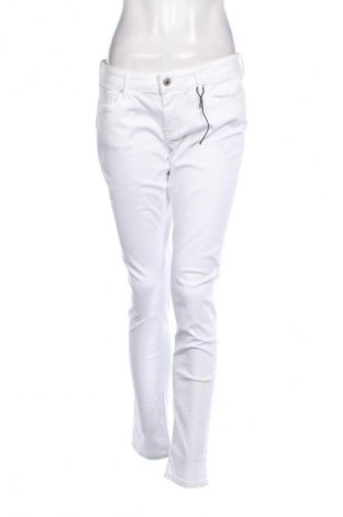 Dámske džínsy  Pepe Jeans, Veľkosť L, Farba Biela, Cena  88,66 €