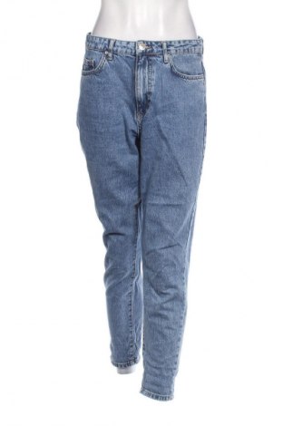 Дамски дънки Perfect Jeans By Gina Tricot, Размер M, Цвят Син, Цена 54,72 лв.