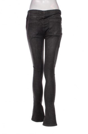 Damen Jeans Pieces, Größe M, Farbe Grau, Preis € 7,49