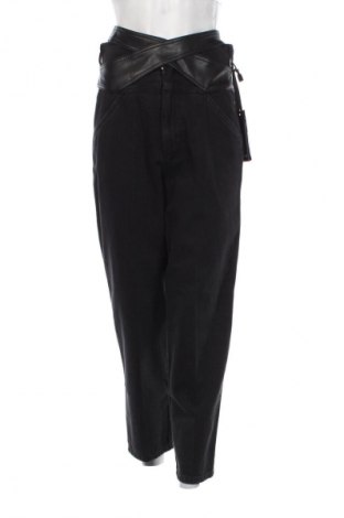 Damen Jeans Pinko, Größe S, Farbe Schwarz, Preis 65,47 €