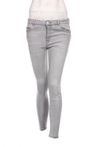 Damen Jeans Review, Größe M, Farbe Grau, Preis 12,84 €