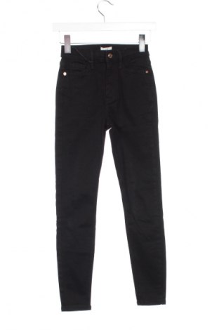 Damskie jeansy River Island, Rozmiar XXS, Kolor Czarny, Cena 86,99 zł